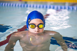 Plavecká čepice AQUAWAVE Flexicap - nautical blue